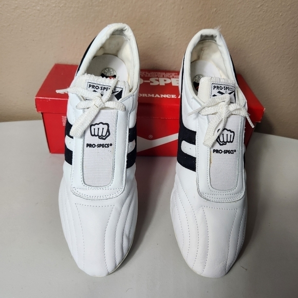 Pro-Specs Mens White Martial Arts Shoes-Size 13 - Picture 2 of 9